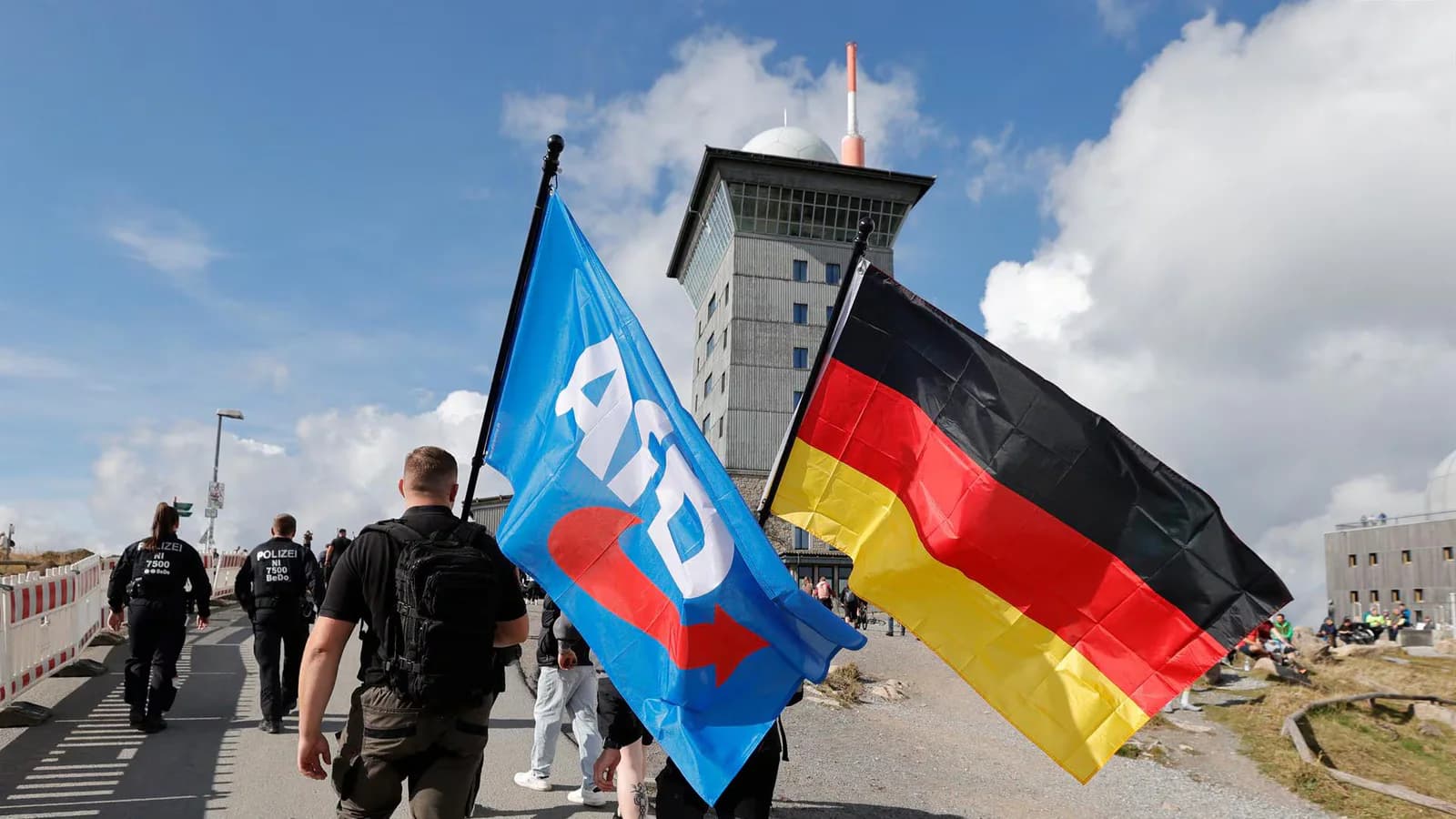La AfD llega al 30% y amplía su ventaja sobre la CDU en Alemania
