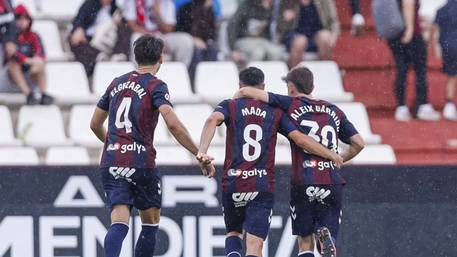 Eibar y Almería remontaron y se mantienen arriba en LaLiga Hypermotion