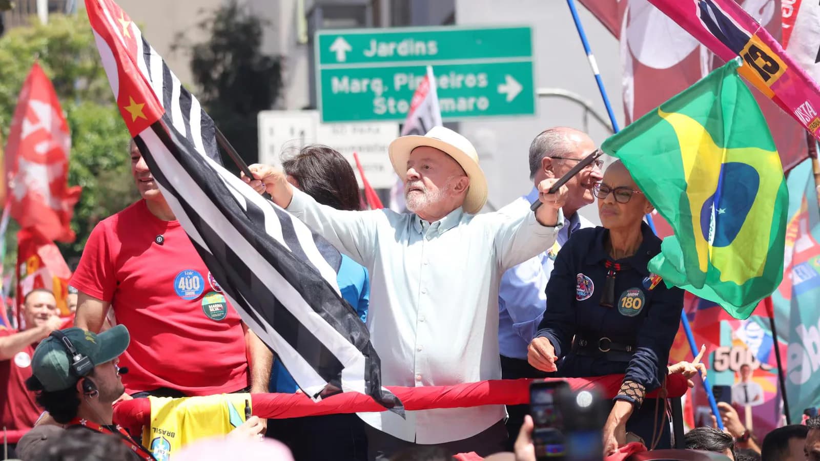 Encuesta: Lula aventaja a Flávio Bolsonaro antes de las elecciones en Brasil