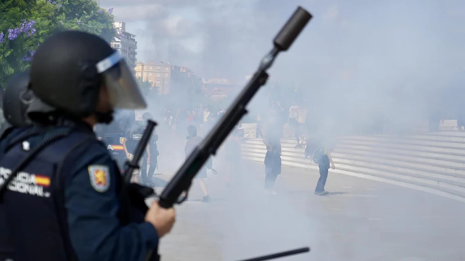 Los cinco detenidos tras la protesta por la vivienda en València irán ante la Justicia este lunes