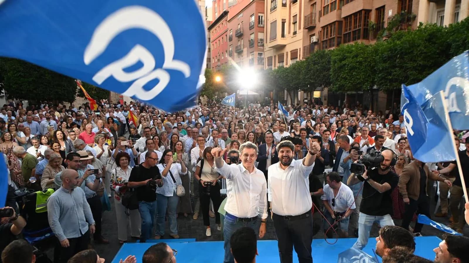 López Miras reclama un cambio de rumbo para España ante el adelanto electoral