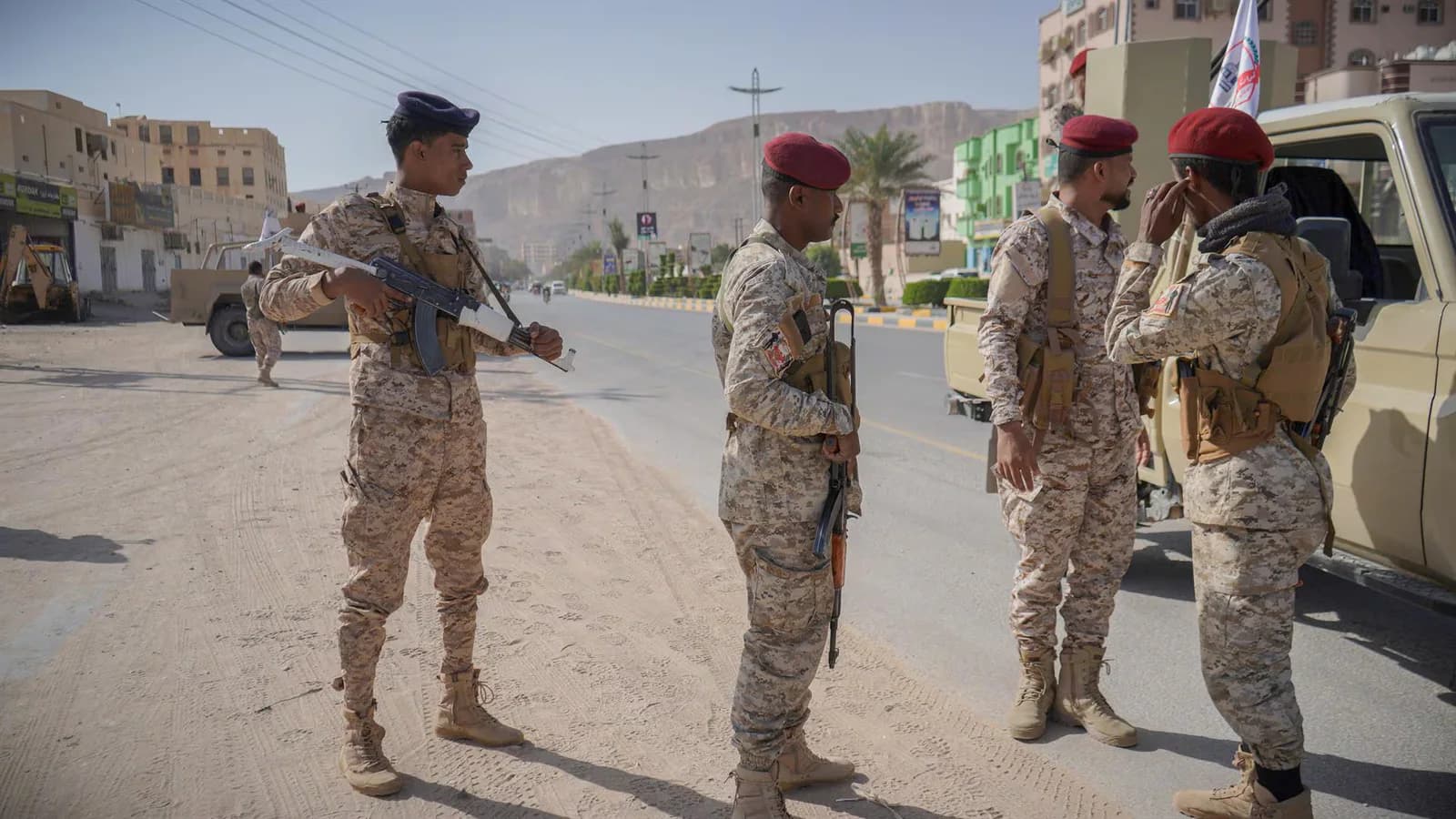 Yemen afirma haber recuperado el control del estrecho de Bab el Mandeb