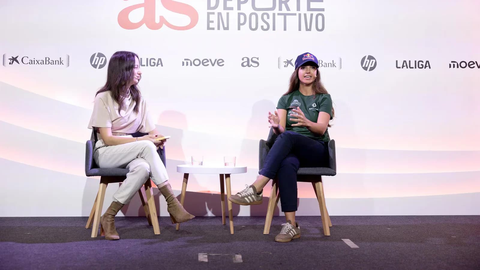 Cristina Gutiérrez: “El rally es un deporte difícil por ser mujer”