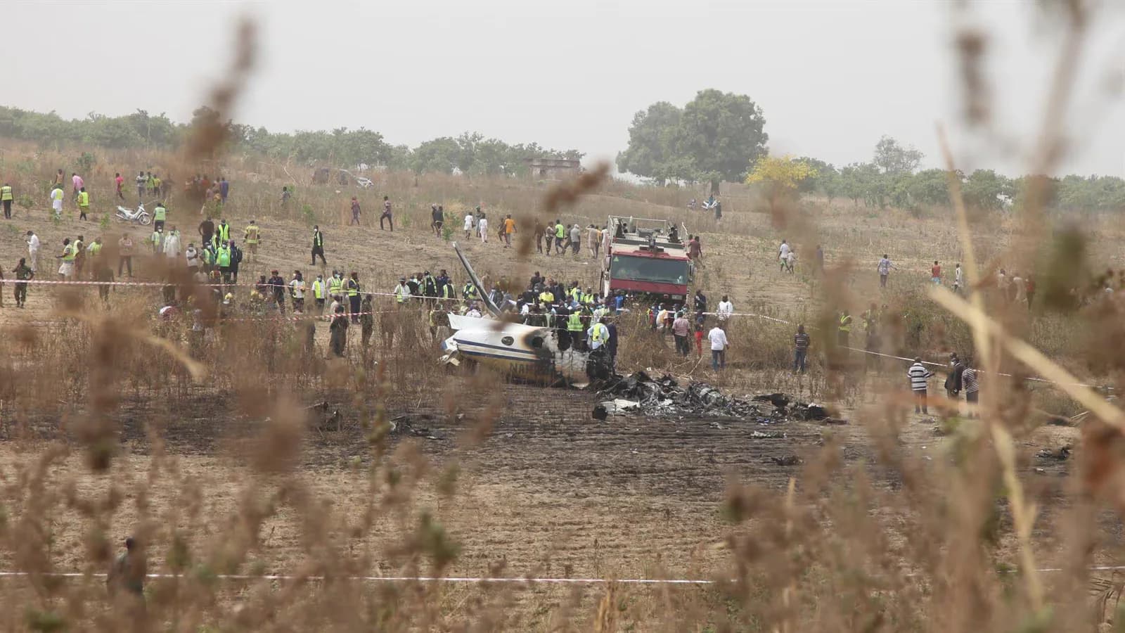 Murieron 32 personas al estrellarse un avión militar en el sur de Nigeria