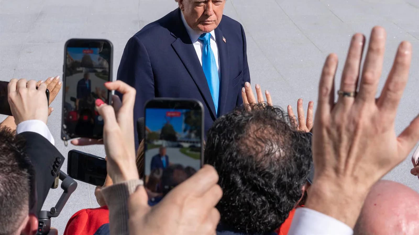 Trump ofreció ayuda a Rusia por un supuesto caso de peste pulmonar
