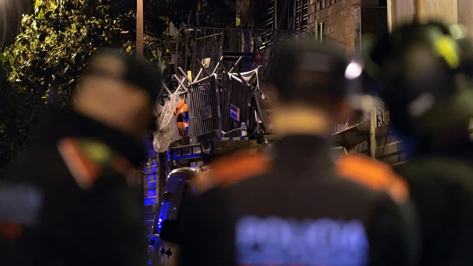Detuvieron a 13 personas por los disturbios tras una marcha por la vivienda en Barcelona