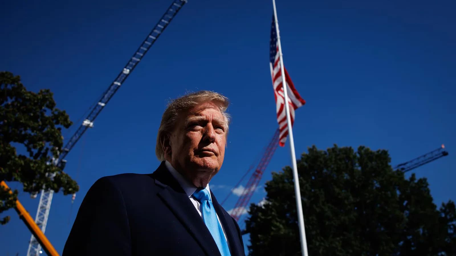 Trump financiará con fondos propios los anuncios sobre su gestión