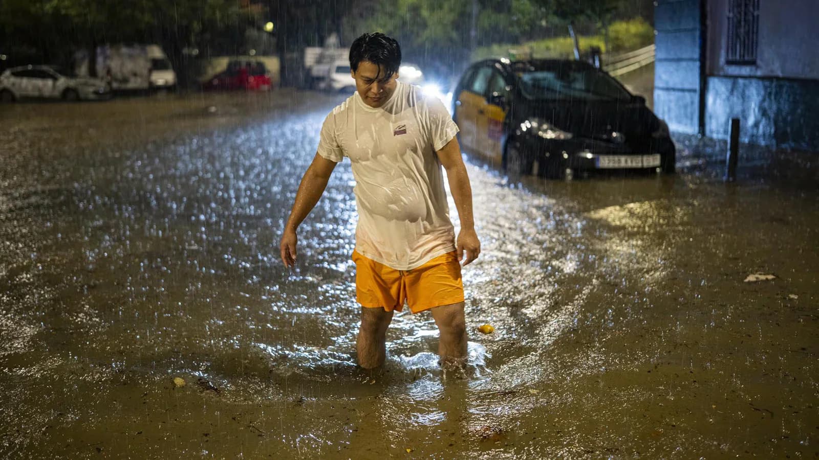 Lluvias y tormentas: varias provincias permanecen bajo aviso este martes