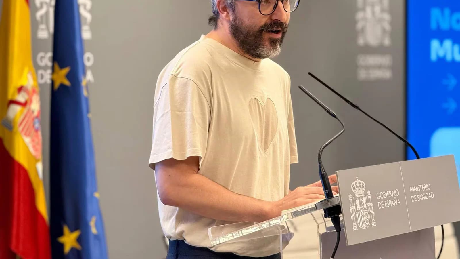 Sanidad prevé aprobar tres decretos antes de las elecciones del 29 de noviembre