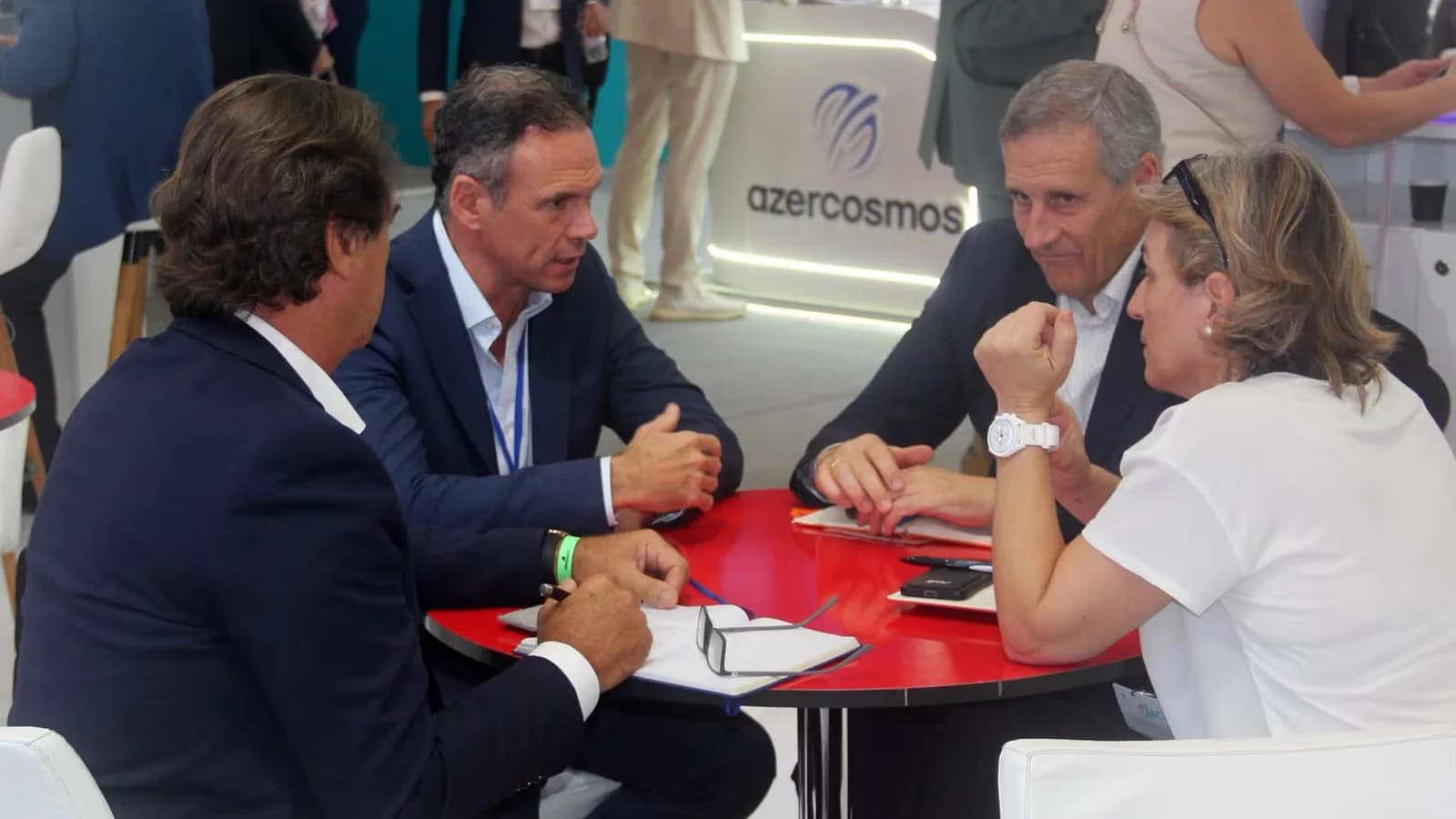 Canarias presenta su estrategia aeroespacial en el Congreso Internacional de Astronáutica