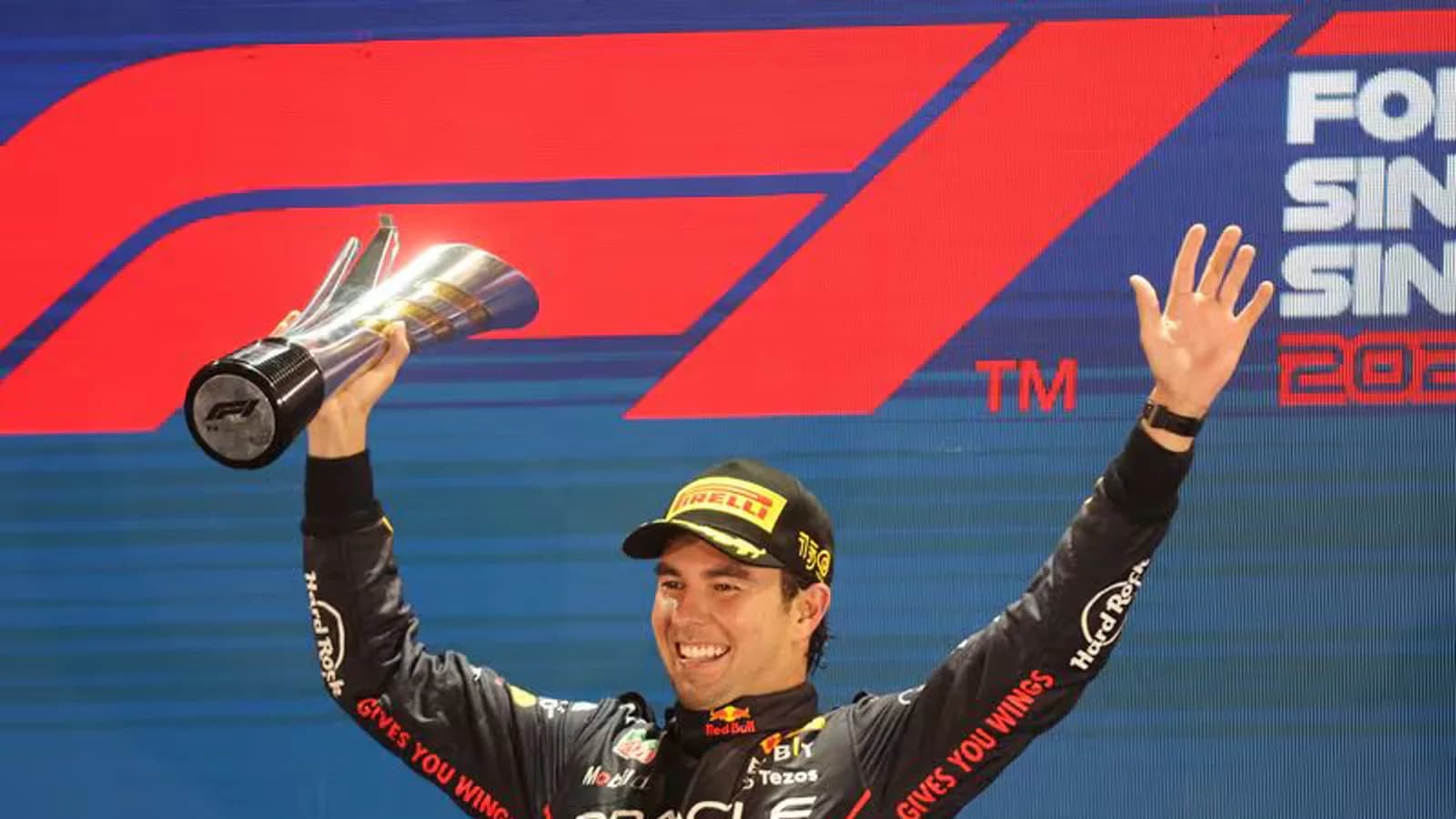 Checo Pérez regresa a Singapur, escenario de una de sus grandes victorias