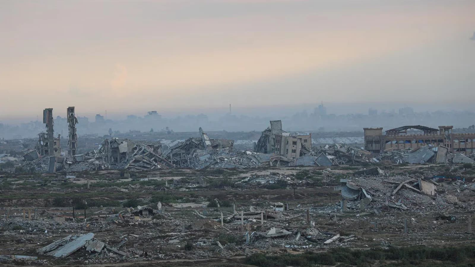 Tres palestinos murieron en nuevos ataques israelíes contra Gaza pese al alto el fuego