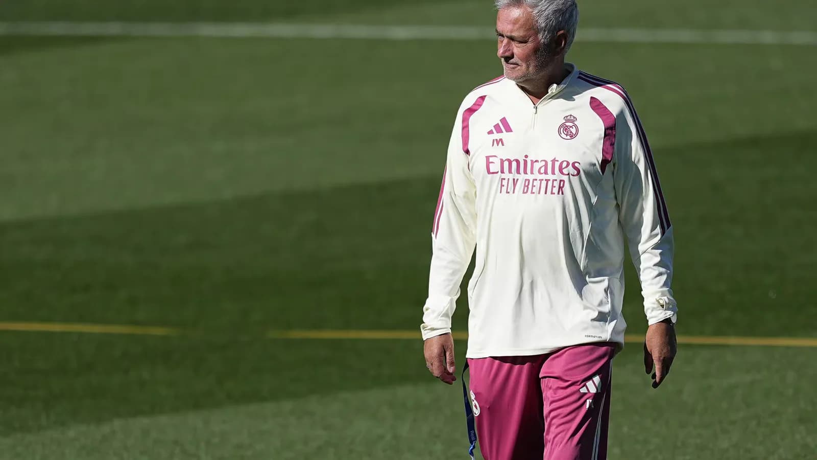 Mourinho ironizó sobre los tiempos del caso Manchester City