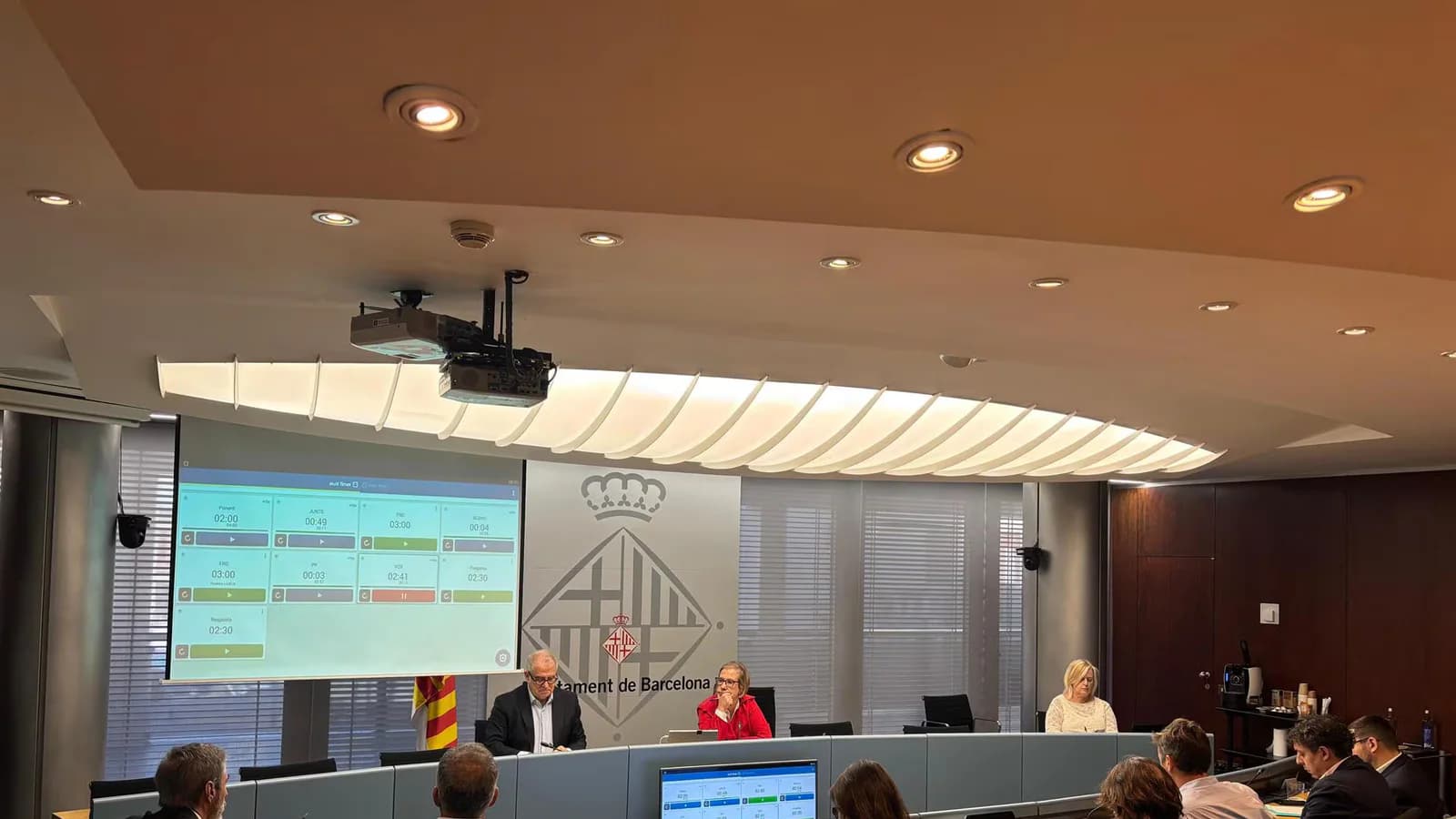 Barcelona aprueba una suba del 150% del IBI para titulares de cuatro o más pisos turísticos