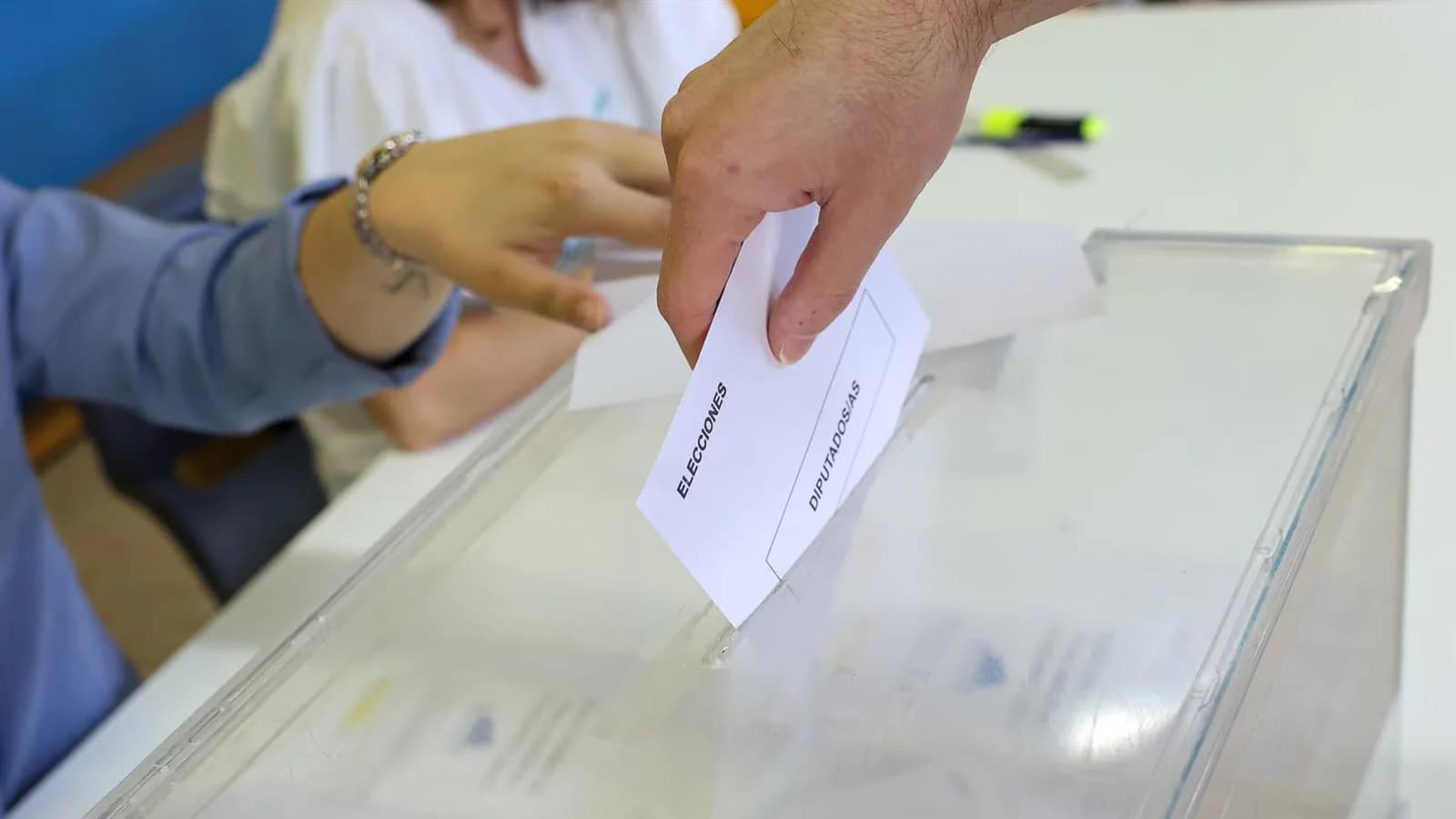El censo electoral reúne a 38,73 millones de españoles para las elecciones generales