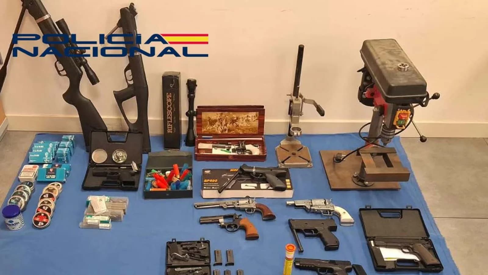 Prisión para un hombre acusado de modificar armas y reunir materiales explosivos en Mérida