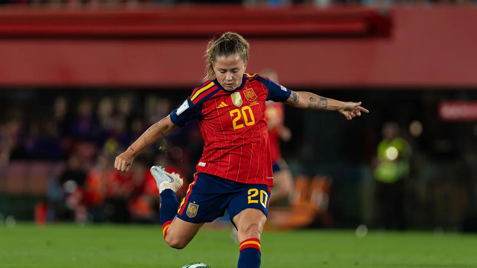España pierde a Claudia Pina y Mapi León antes de enfrentar a Estados Unidos