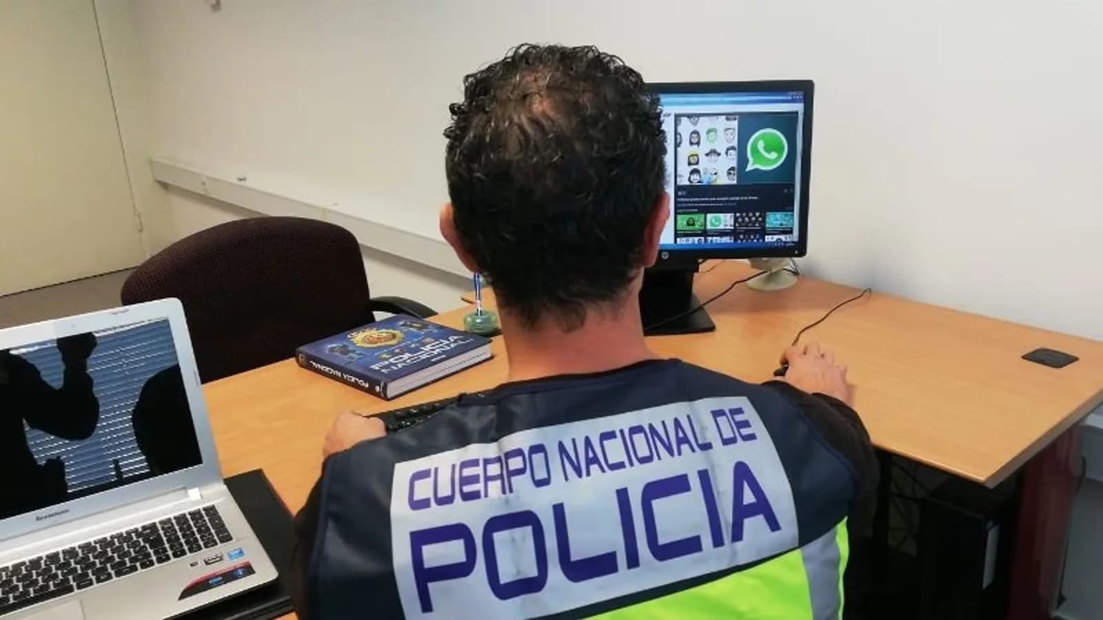 Detuvieron en Valladolid a un hombre acusado de pedirle fotos íntimas a un niño