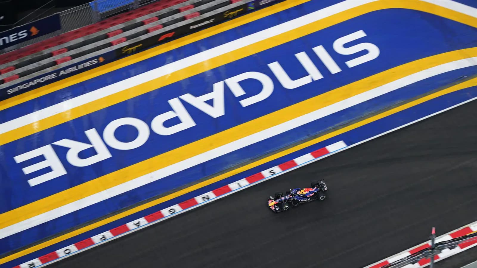 Max Verstappen consiguió la pole para el Gran Premio de Singapur