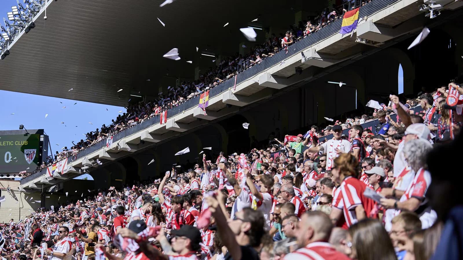 El Rayo Vallecano pidió medidas contra los grupos ultras tras la suspensión del partido