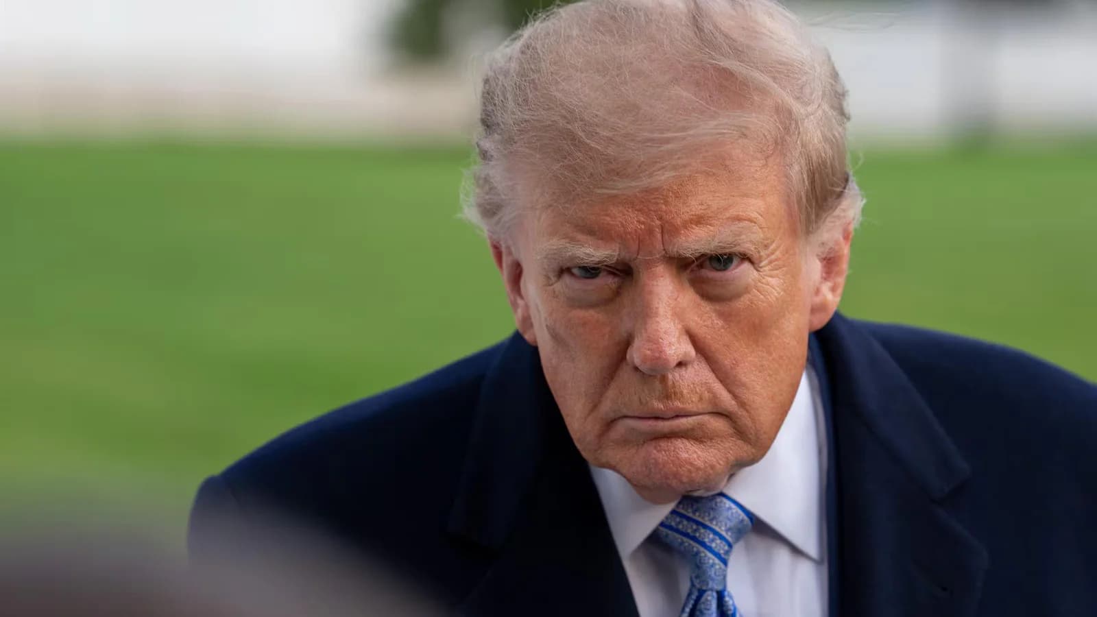 Trump evalúa una posible ofensiva contra los hutíes en Yemen junto a Arabia Saudita