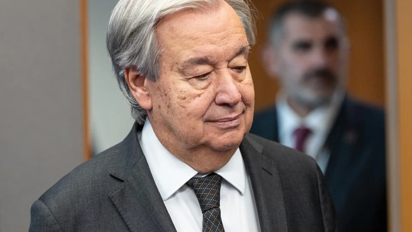 Guterres condenó el ataque hutí contra el aeropuerto de Riad y alertó por una escalada
