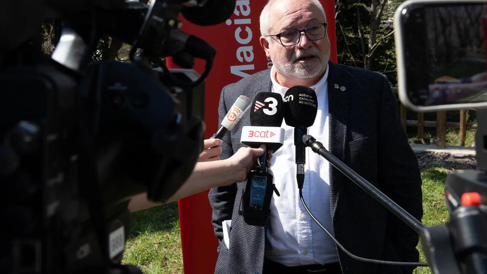 Lluís Puig evalúa volver a Cataluña para el próximo pleno del Parlament