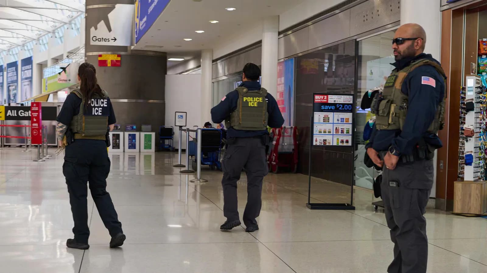 Nueva York investigará el tiroteo en el que un agente de ICE hirió a un hombre