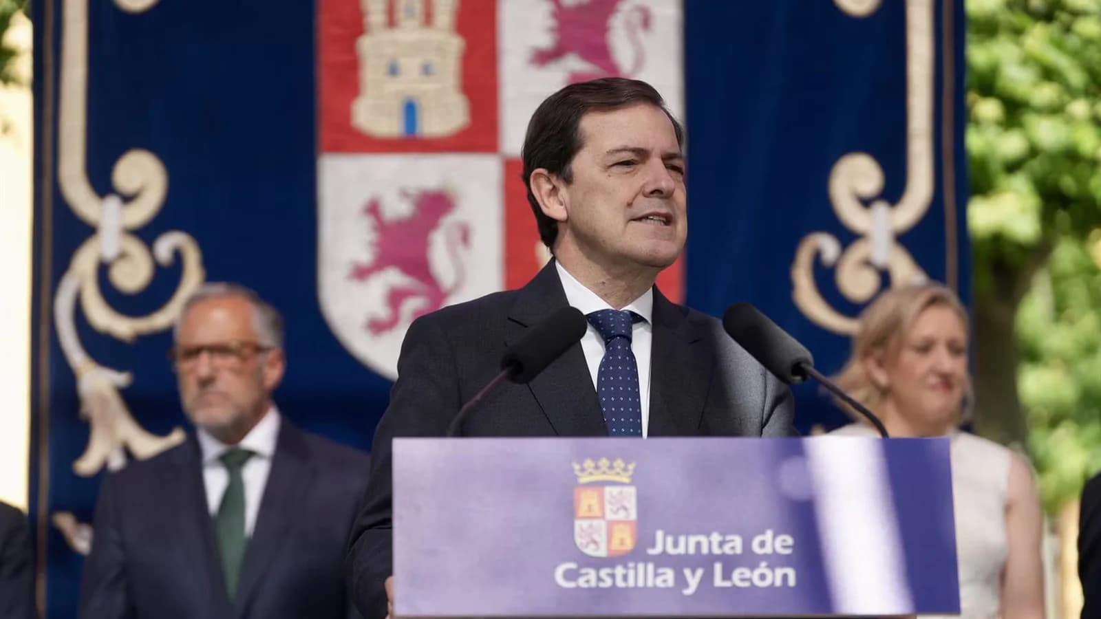 Mañueco reivindica una España unida en el Día de la Fiesta Nacional
