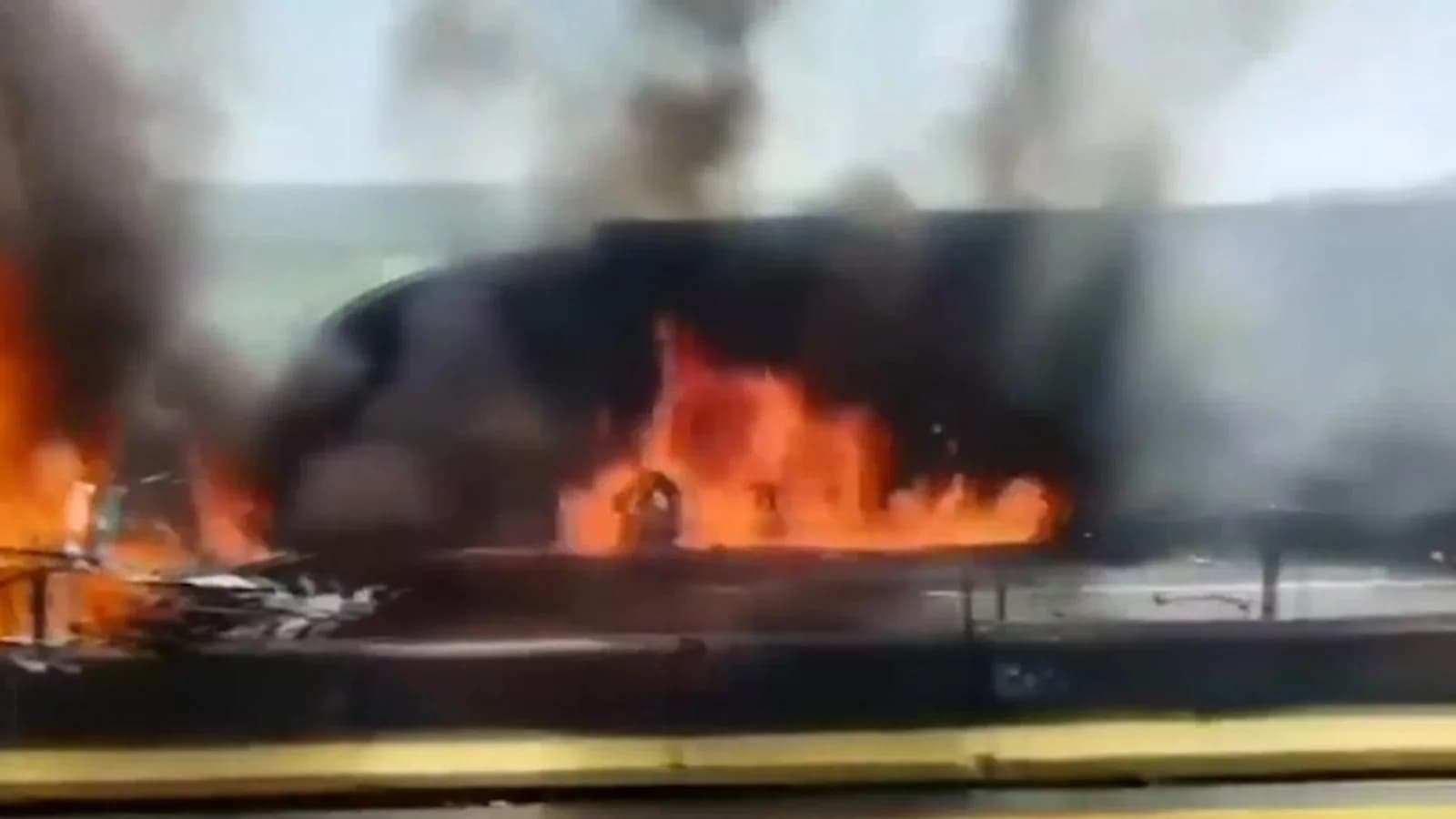 Tragedia en México: al menos diez muertos en accidente vial múltiple