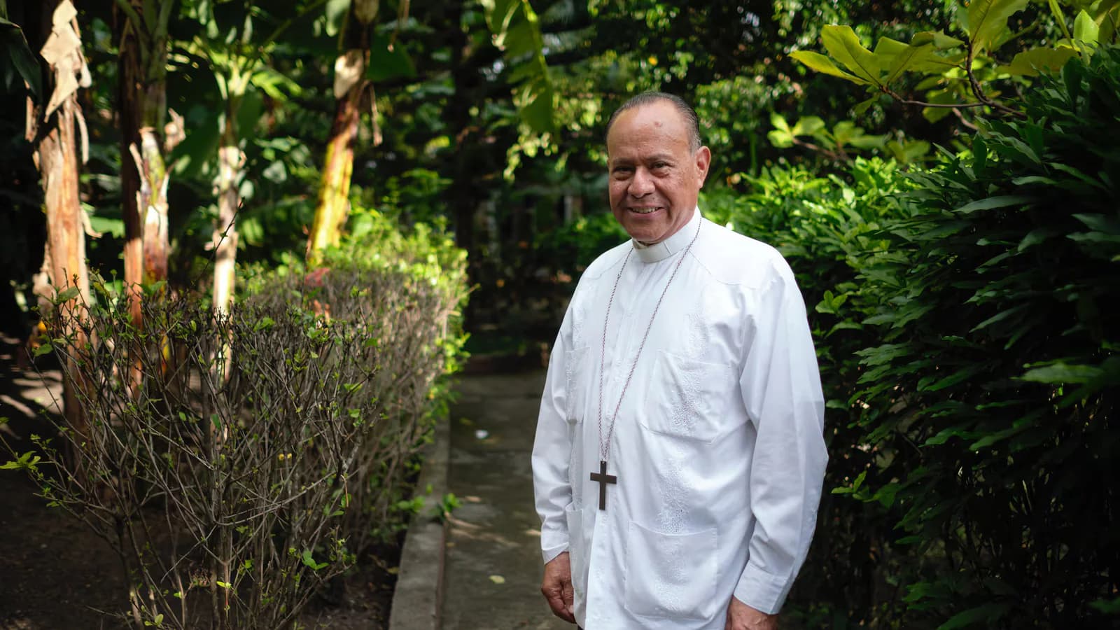Obispos de Centroamérica manifiestan inquietud por la salud del obispo nicaragüense Mata