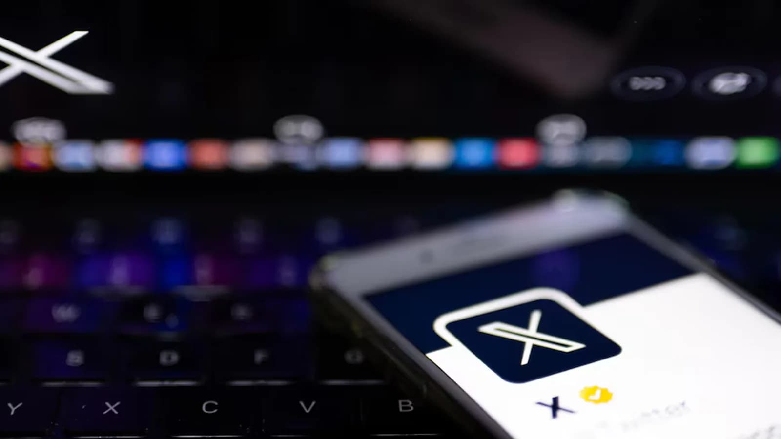 X ajusta su algoritmo para priorizar publicaciones de seguidores mutuos en las respuestas