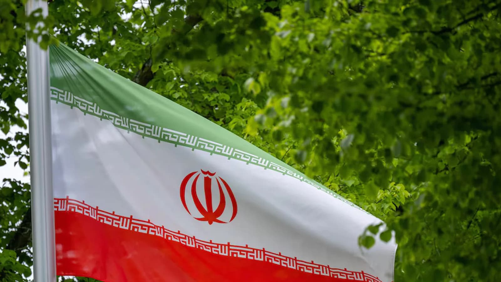 Denuncian tres muertes por un bombardeo de Estados Unidos en el sur de Irán