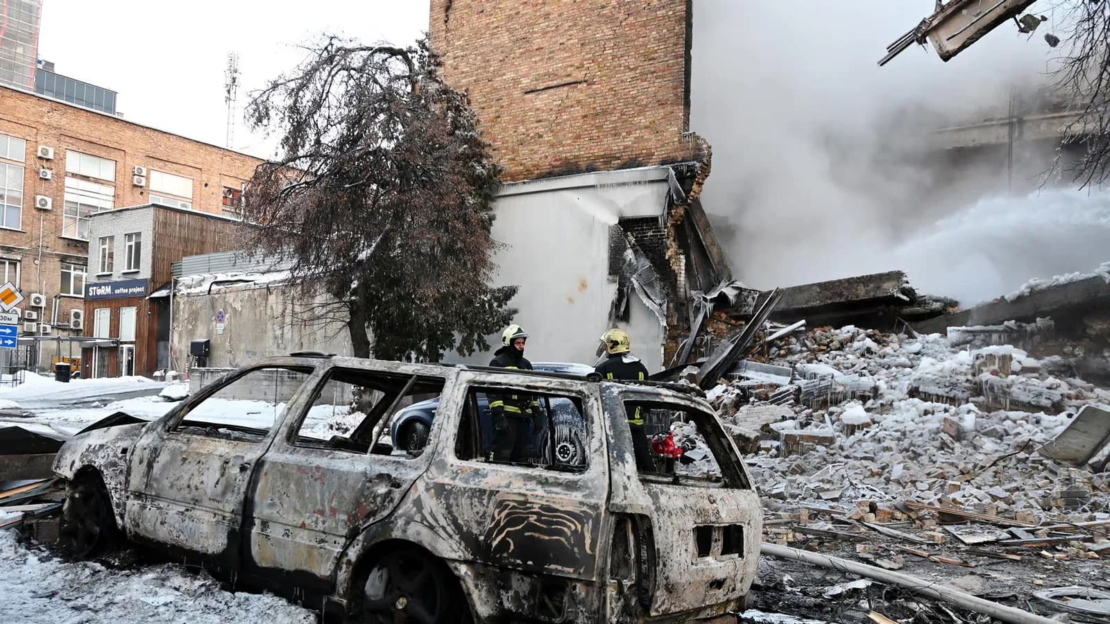 Dos muertos y seis heridos tras un ataque ruso contra Kiev
