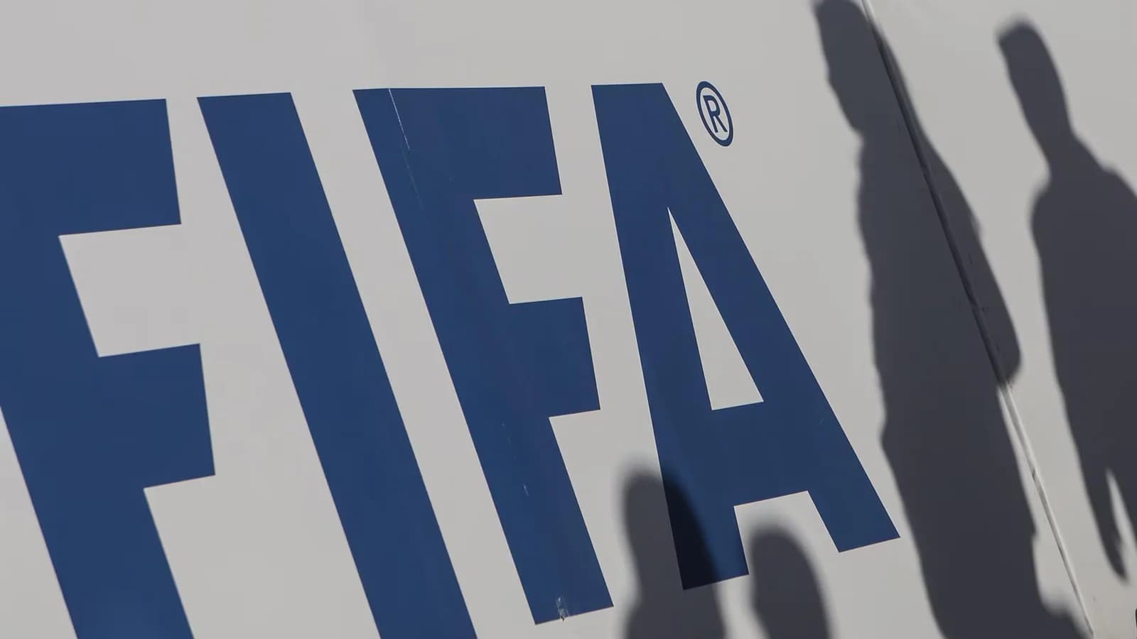 La FIFA celebra el aval del TJUE a su potestad para regular a los agentes