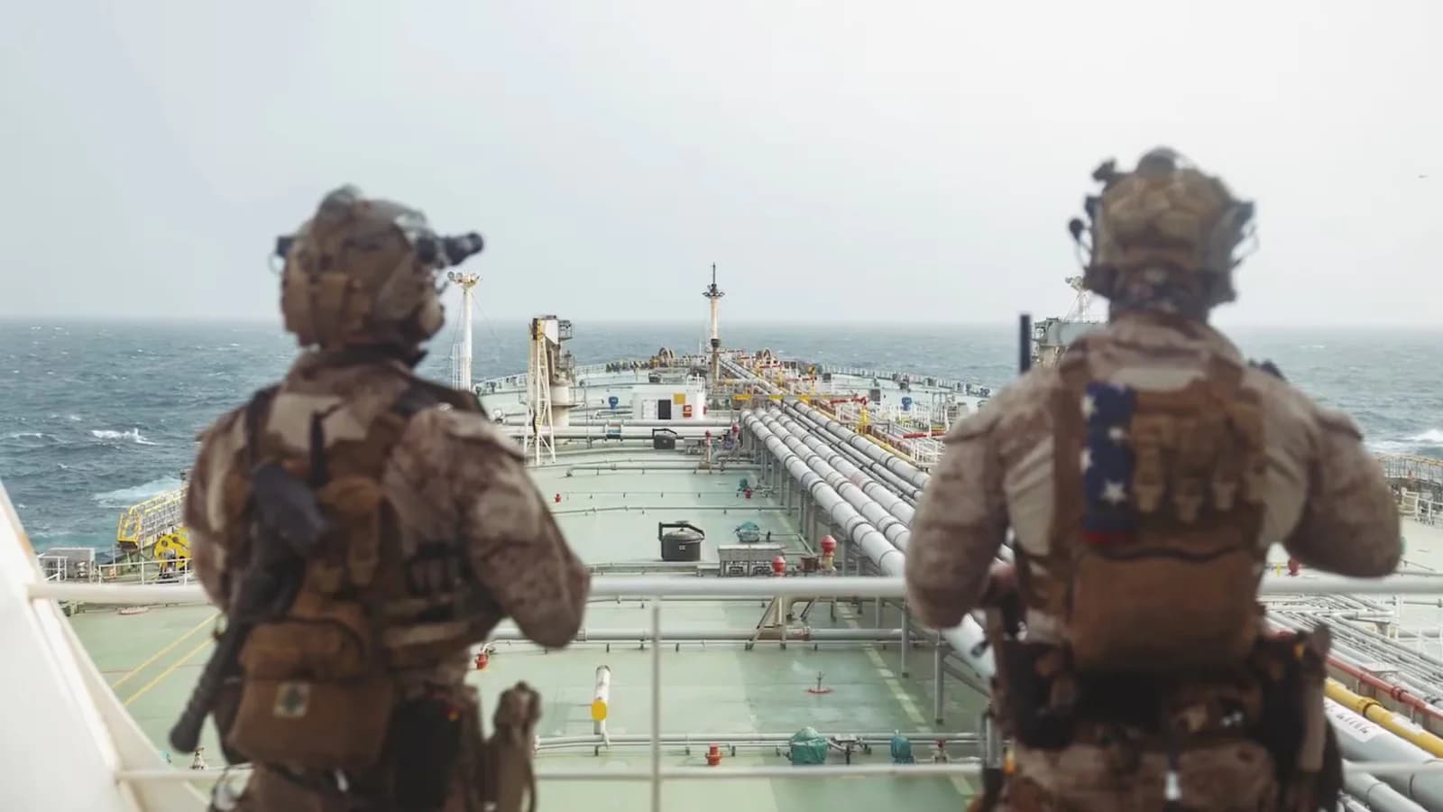 Marines estadounidenses abordaron un petrolero sancionado en el golfo de Omán