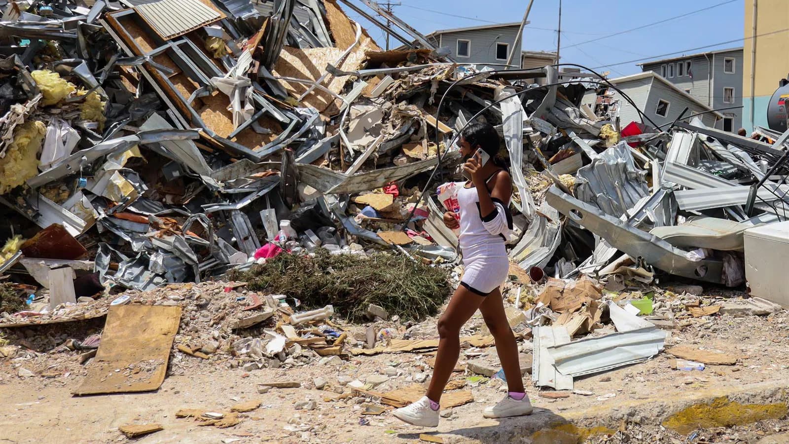Venezuela elevó a 4.930 la cifra de muertos por los terremotos del 24 de junio
