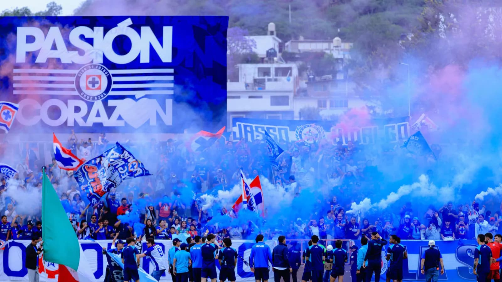 Cruz Azul jugará en Querétaro sin el ingreso de la Sangre Azul