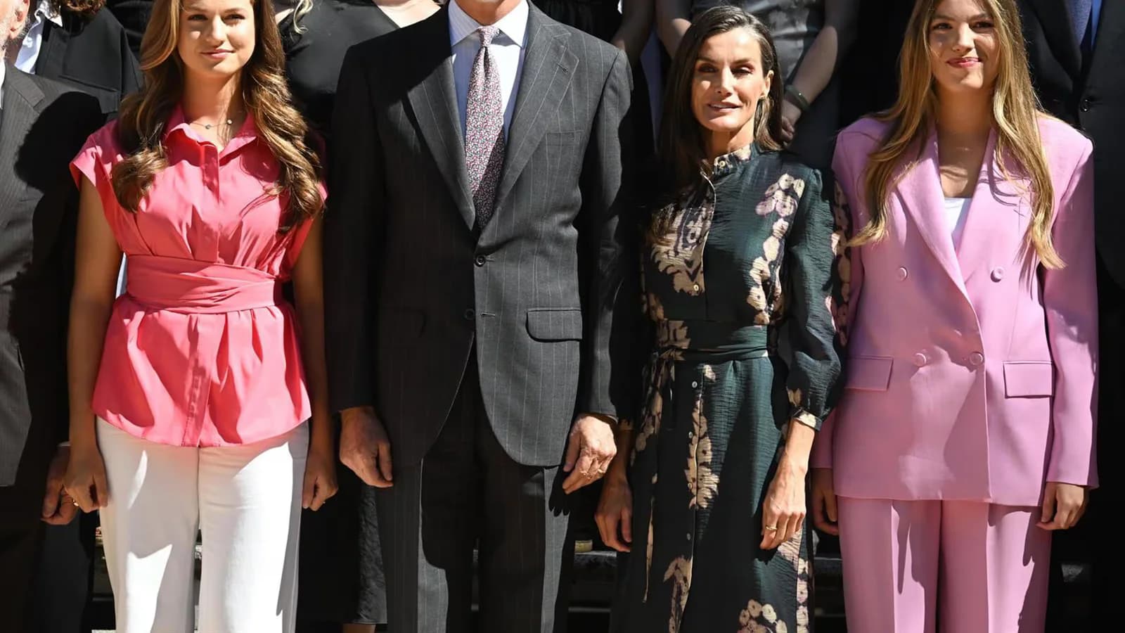 Leonor y Sofía reaparecieron junto a los Reyes antes de viajar al Mundial 2026
