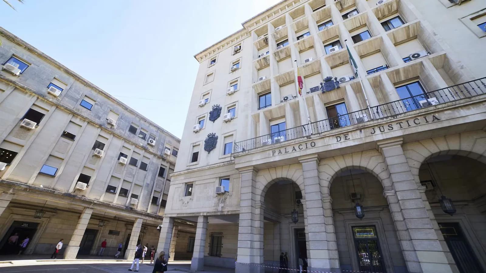 La Fiscalía pide tres años para un acusado por la muerte de su pareja en Sevilla