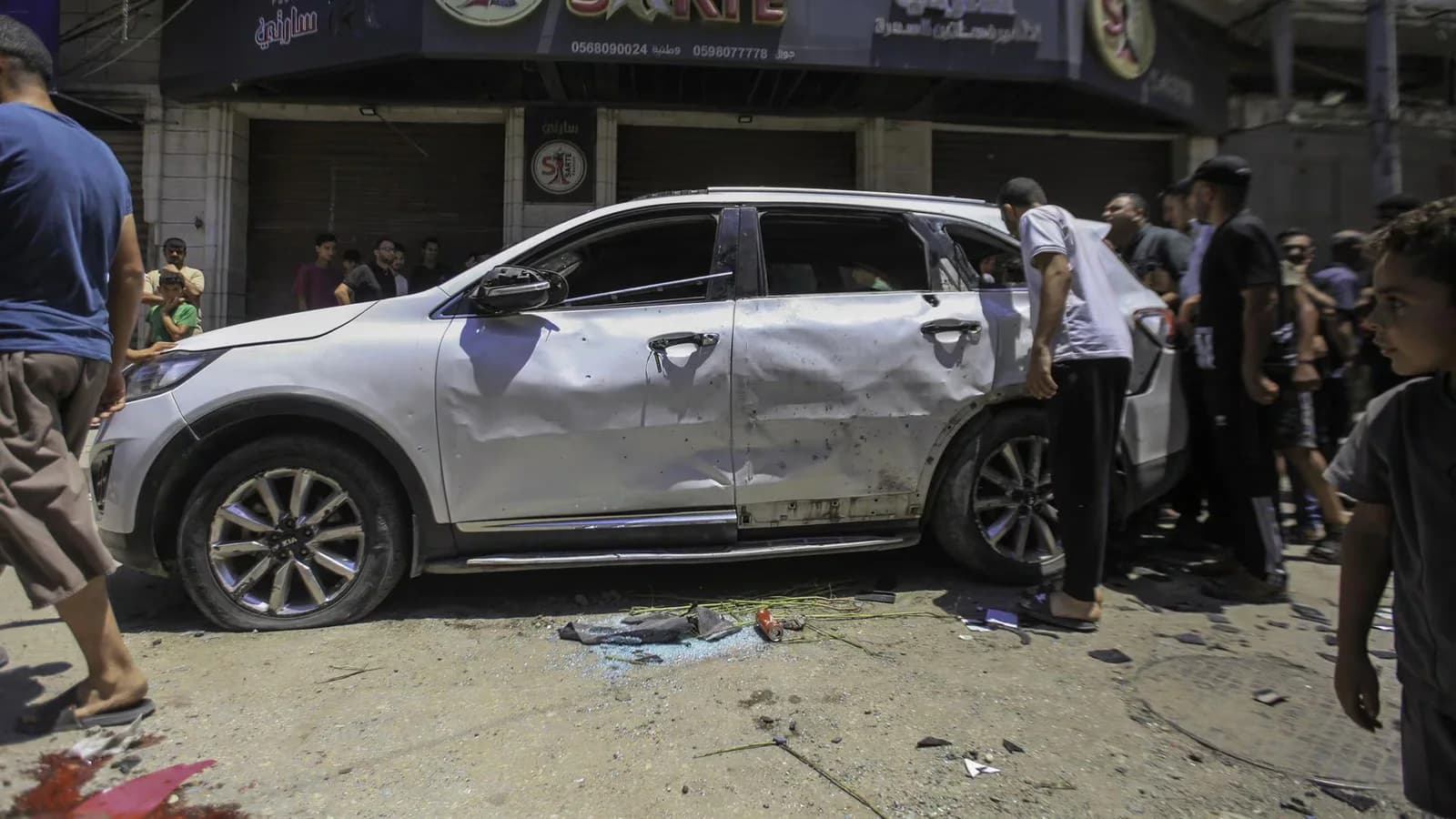 Tres palestinos murieron en nuevos ataques israelíes contra Gaza pese al alto el fuego