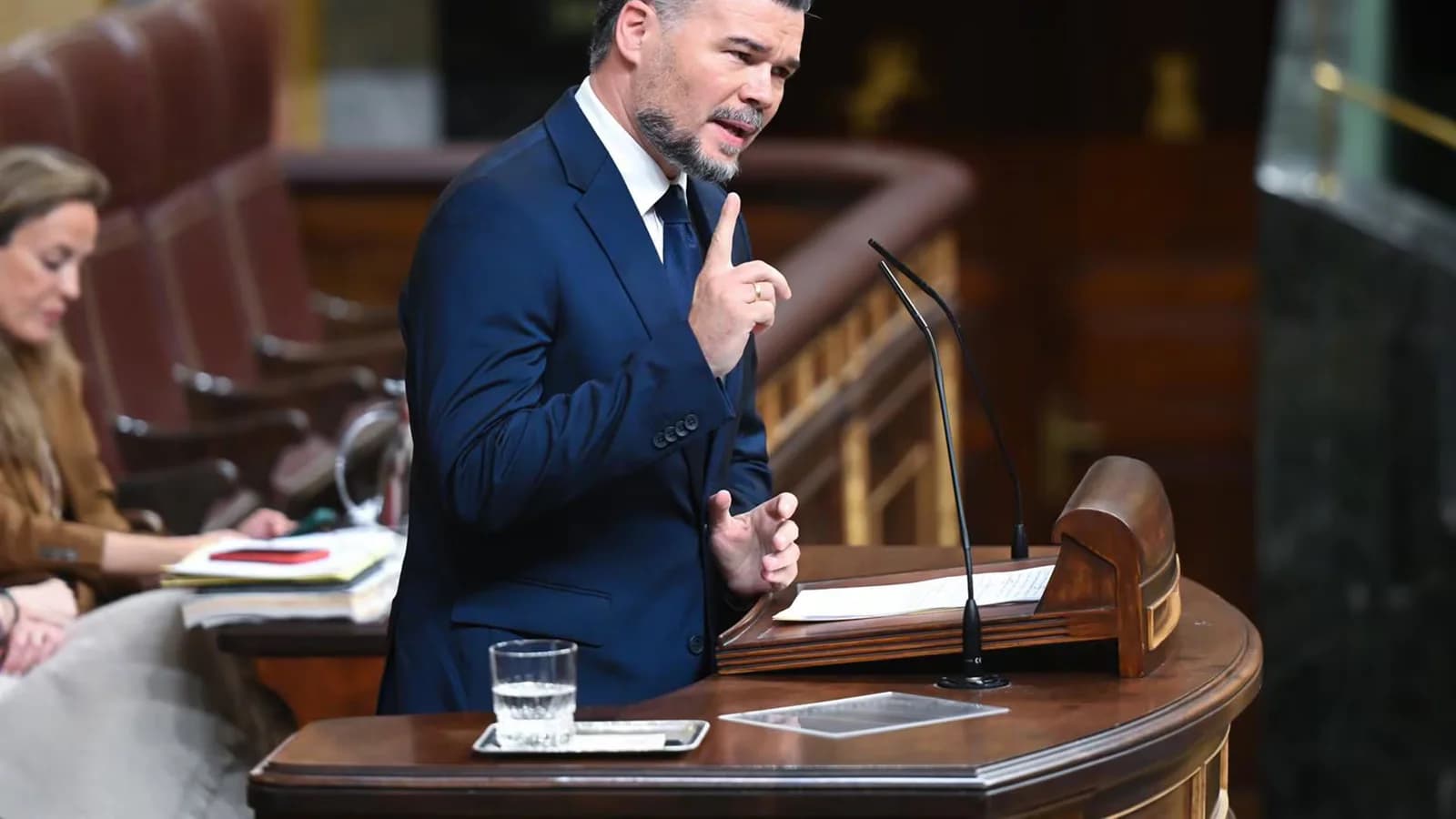 Gabriel Rufián cuestionó la detención de dos activistas en Mallorca