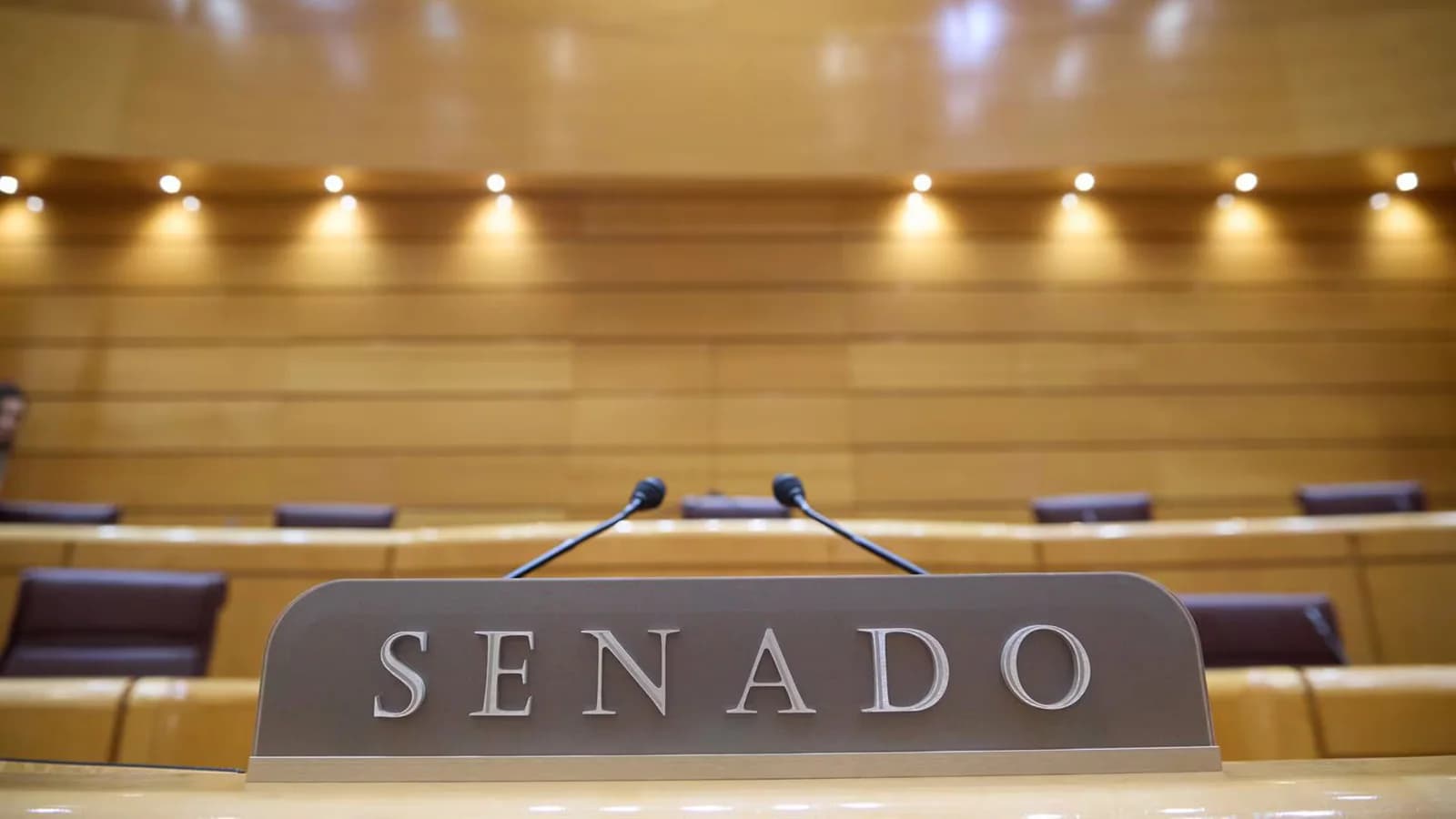 El Senado destinará 32.016,60 euros a reparar humedades en la tribuna del Hemiciclo