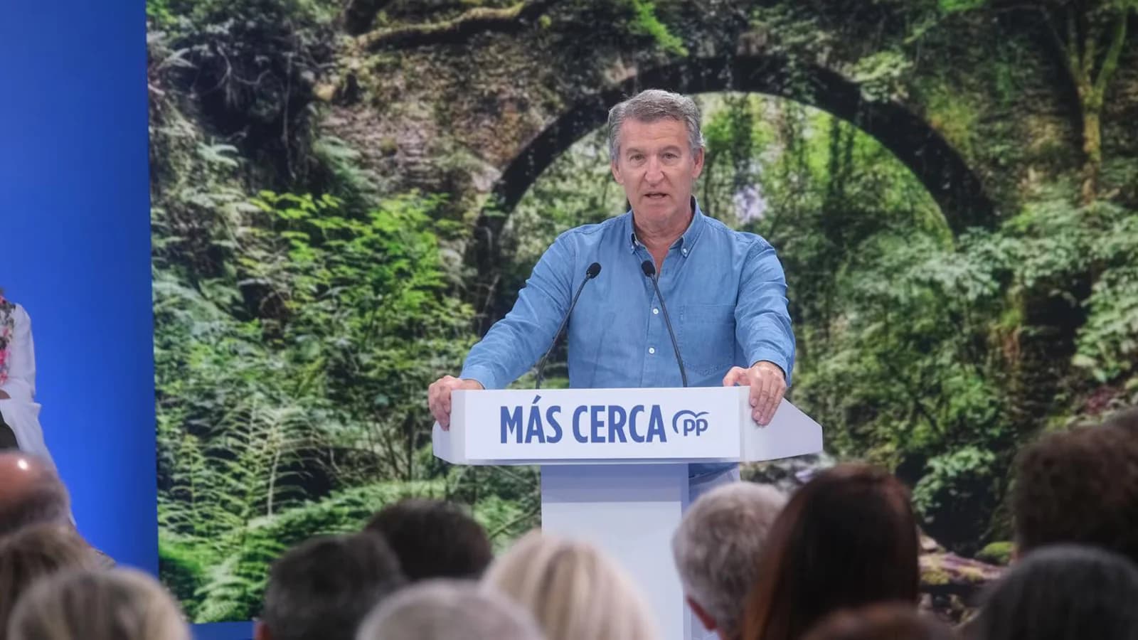 Feijóo admite que deberá acordar con Vox si no logra mayoría absoluta