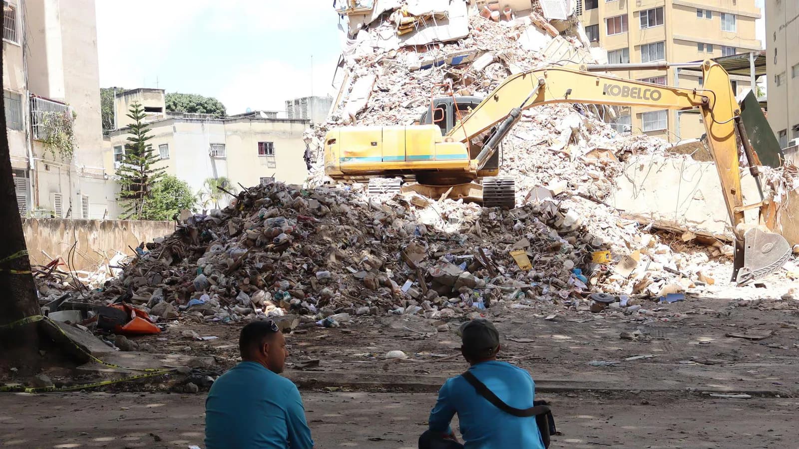 Venezuela eleva a 5.119 la cifra de muertos por los terremotos del 24 de junio
