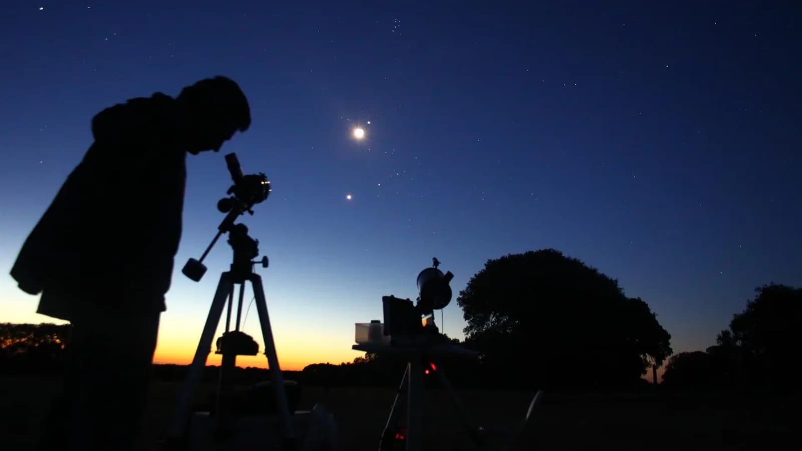 Óscar Martín, cazador de eclipses: “Después de 12 todavía me emociono y lloro”