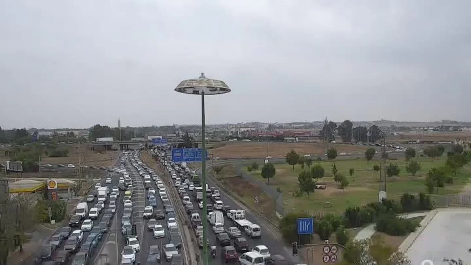 Retenciones en rutas de Sevilla por el regreso para la final del Mundial