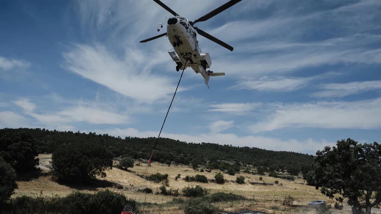 El incendio de La Mierla ya afecta a 13.000 hectáreas y obliga a evacuar 21 poblaciones