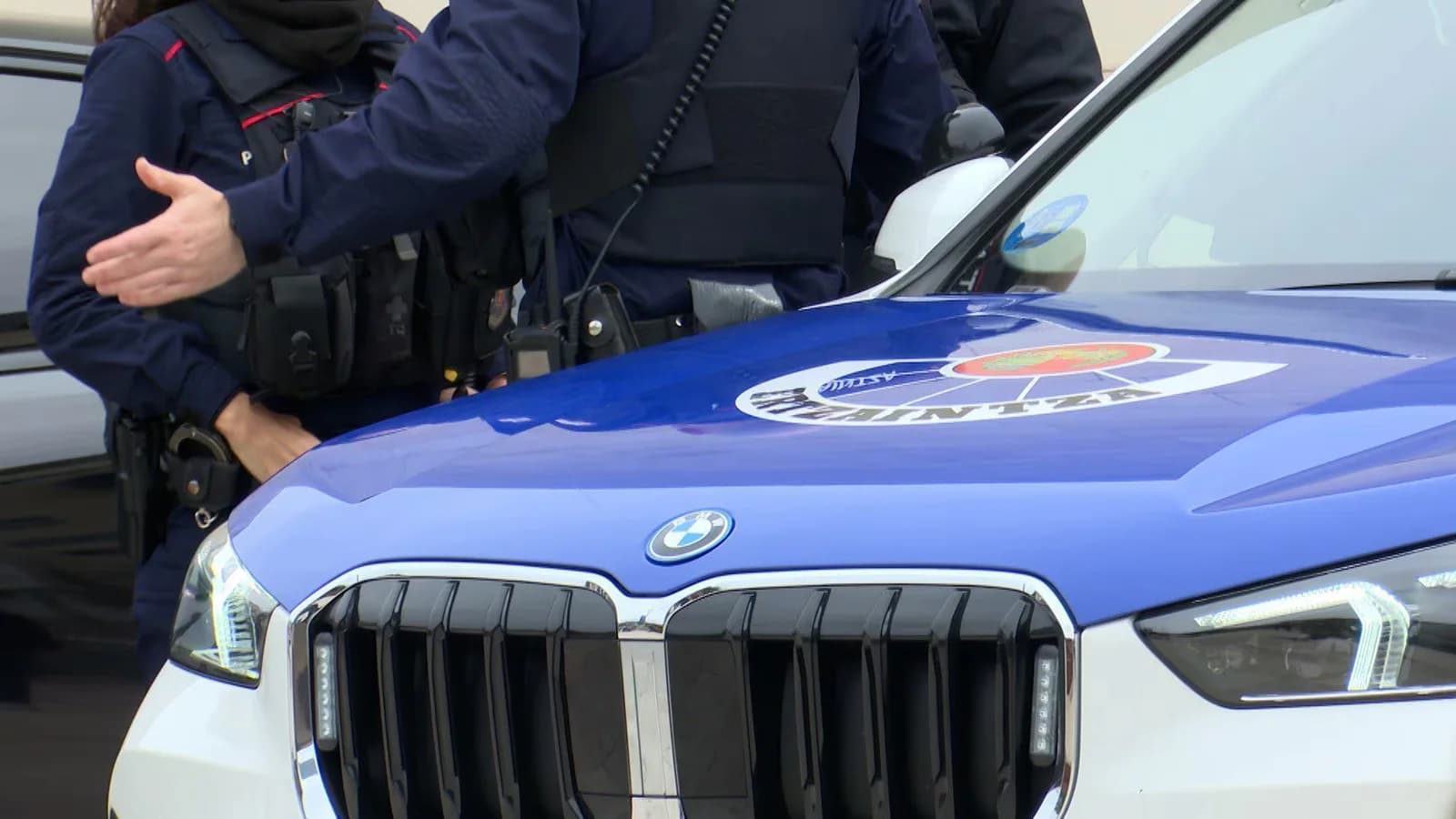 Detuvieron en Vitoria a un hombre acusado de agredir a un ertzaina durante incidentes