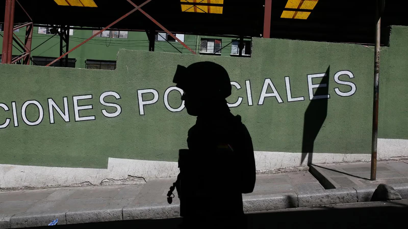 Dictan prisión preventiva para tres acusados de reclutar bolivianos para la guerra en Ucrania